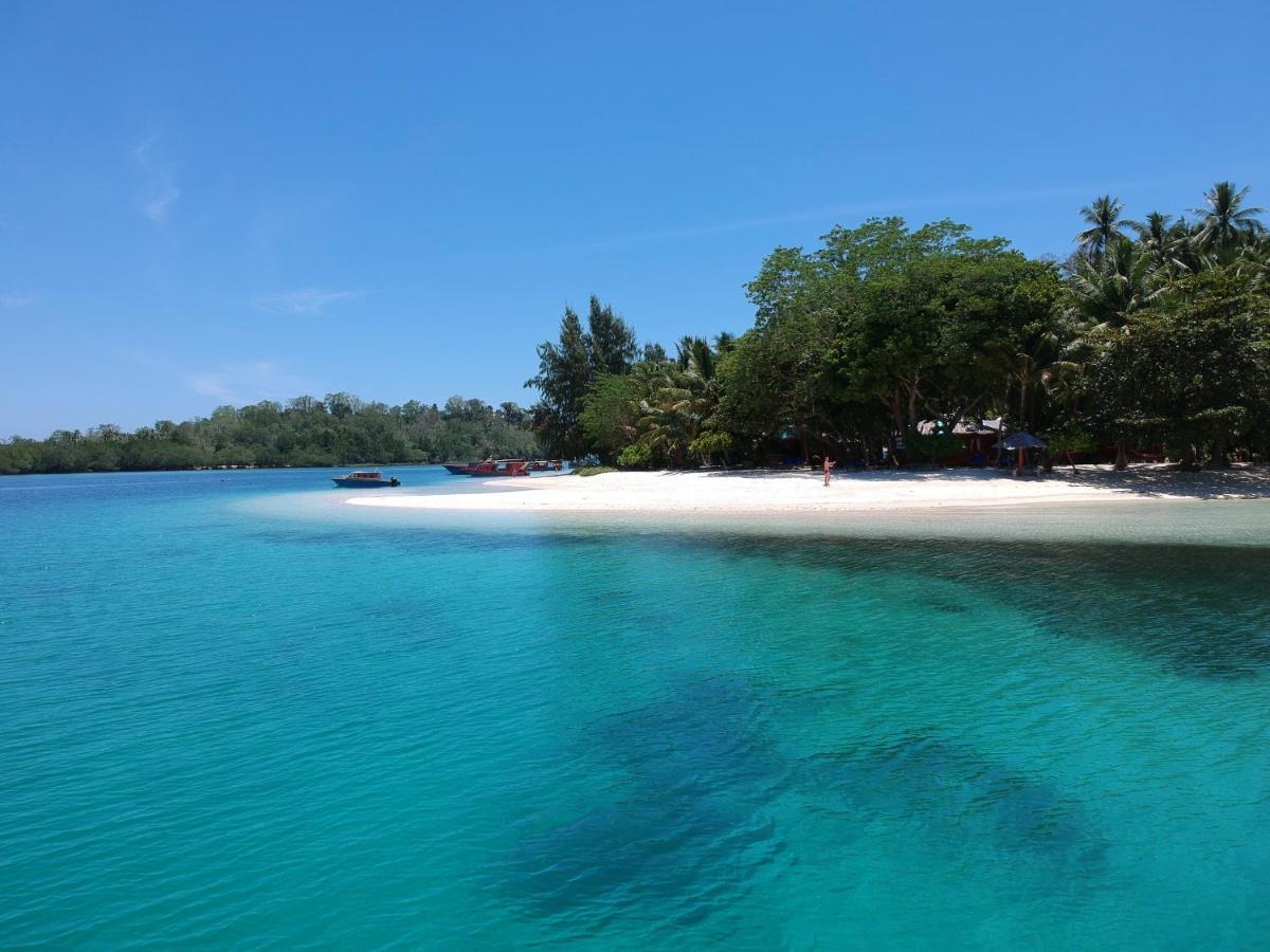 Blue Bay Divers Likupang Bangka 외부 사진